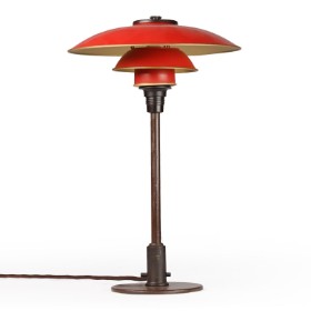 Poul Henningsen. PH 3/2 bordlampe