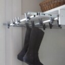 Skydedørsgarderobe med 3 hvide fyldningsdøre med hvide skinner Denne vare er sat til omsalg under nyt varenummer 3481557