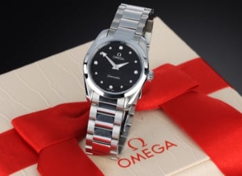 Omega Seamaster Aqua Terra. Dameur i stål med brillantbesat skive - boks + cert. 2022