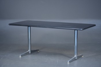 Castelli konferencebord med ben af stål og alu