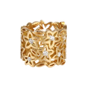 Ole Lynggaard: Bred 'Anemone' ring af 18 kt. guld med diamanter, ca. 0.53 ct.