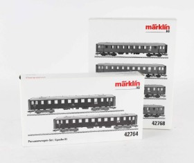 Märklin 42764+42768 HO: Passenger car sets (2)