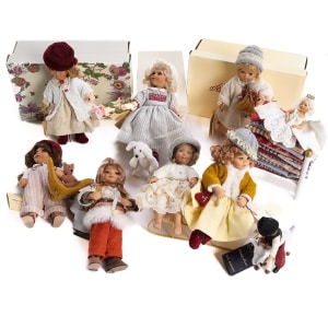 A collection of small Birgitte Frigast dolls (9) | Lauritz.com