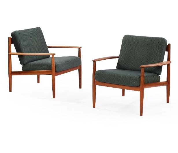 Grete Jalk. Et par hvilestole model 118, teak