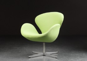 Arne Jacobsen. Lænestol, 'Svanen', model 3320