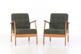 Danish furniture design. A pair of teak / oak armchairs, 1950s (2)