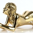 Robbi Jones: Erotisk skulptur model Madonna, poleret messing.