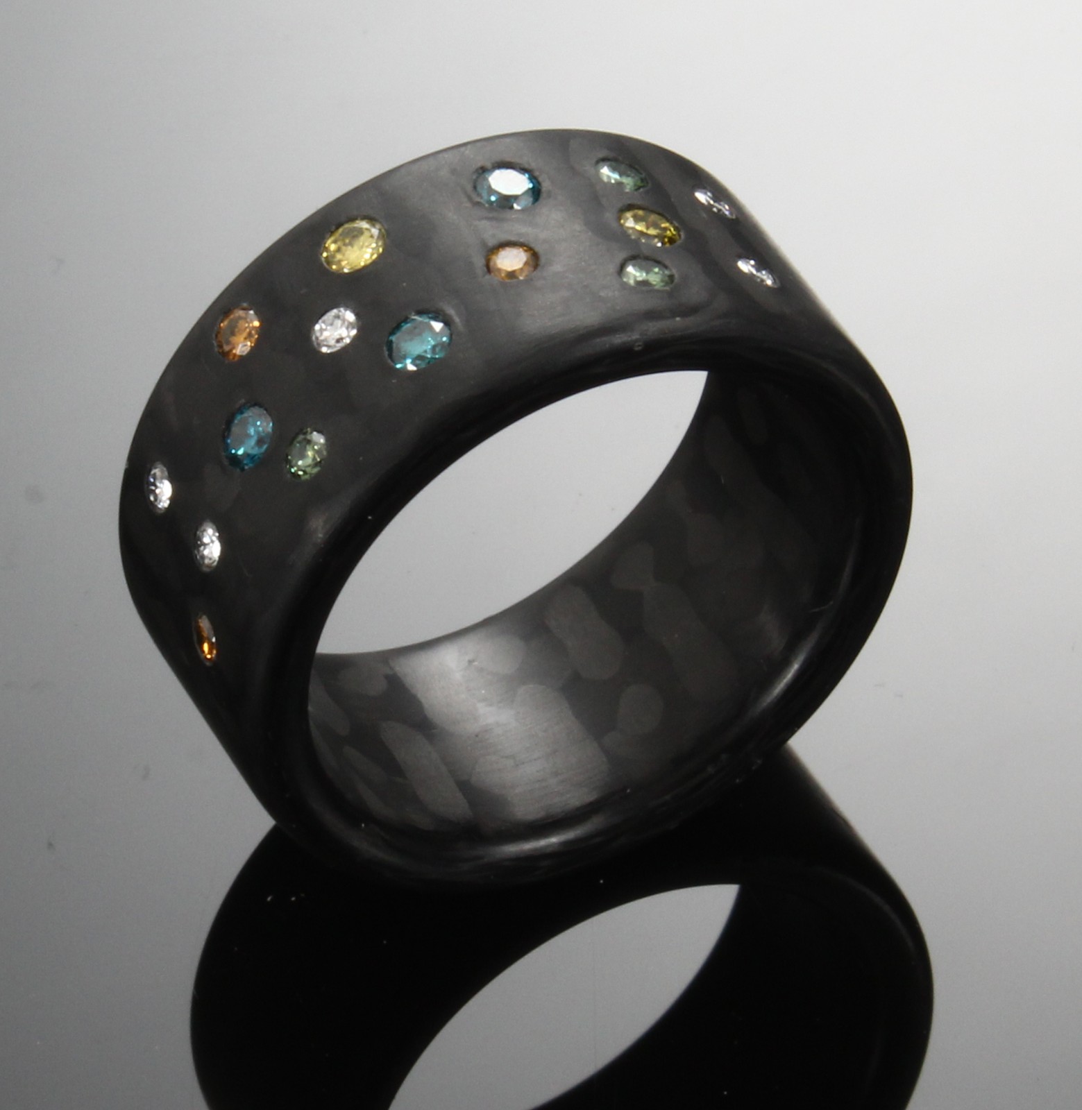 C6 by Anne Cohen. 'Stardust Super Nova' ring carbon med diamanter, 0.40 ct. | Lauritz.com