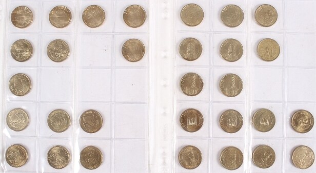 Mønter. Danske 20 kroner Temamønter i ruller m.m