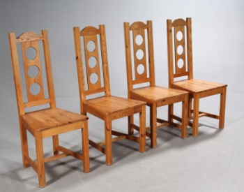 Ubekendt møbelproducent. Fire spisestole, fyrretræ (4)