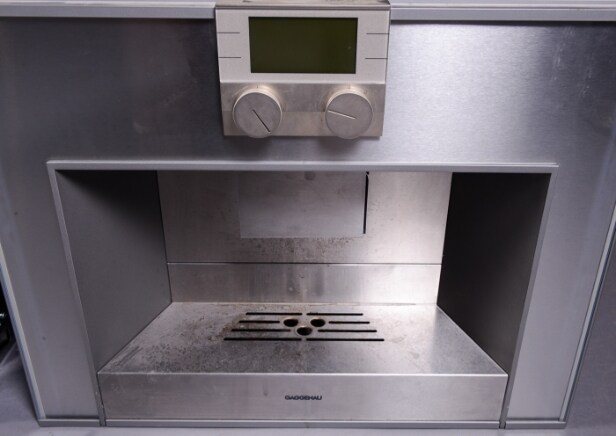 Boffi Køkken med Corian plade og Gaggenau hvidevarer