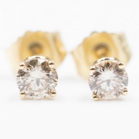 Pair of brilliant earrings in 14 kt gold, 0.33 ct. (2)