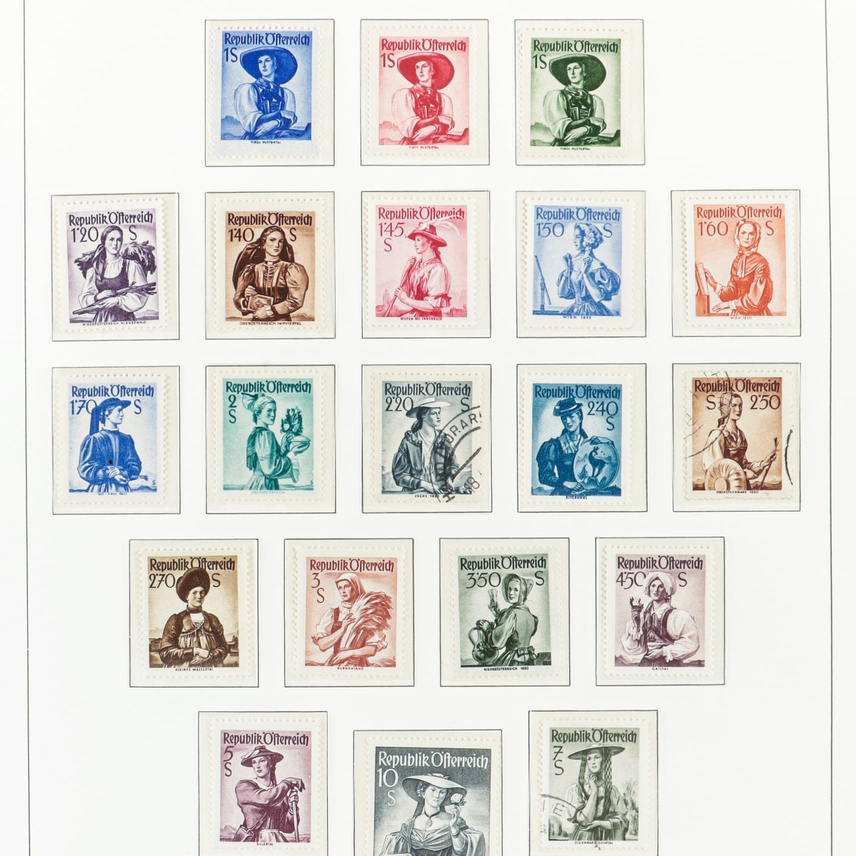 LOT 135. ØSTRIG. Samling/parti i junior kasse | Lauritz.com