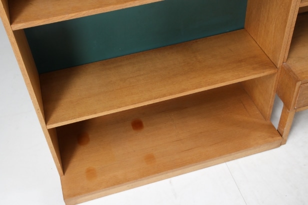 Royal Board shelving system, oak