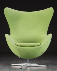 Arne Jacobsen. Armchair 'Egg', model 3316