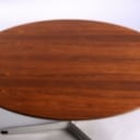 Arne Jacobsen. Circular coffee table with veneered rosewood top, Ø 110 cm