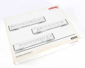 Märklin 43115 HO: Intermediate Cars for the VT 11.5 Diesel Powered Rail Car Train