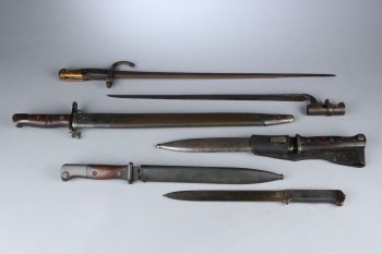 Tyskland mfl. Samling bajonetter (6)