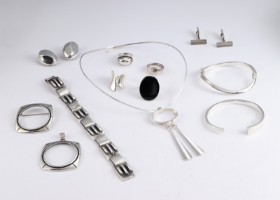 David-Andersen, Bernhard Hertz and others. A collection of silver and sterling silver jewelery (15)