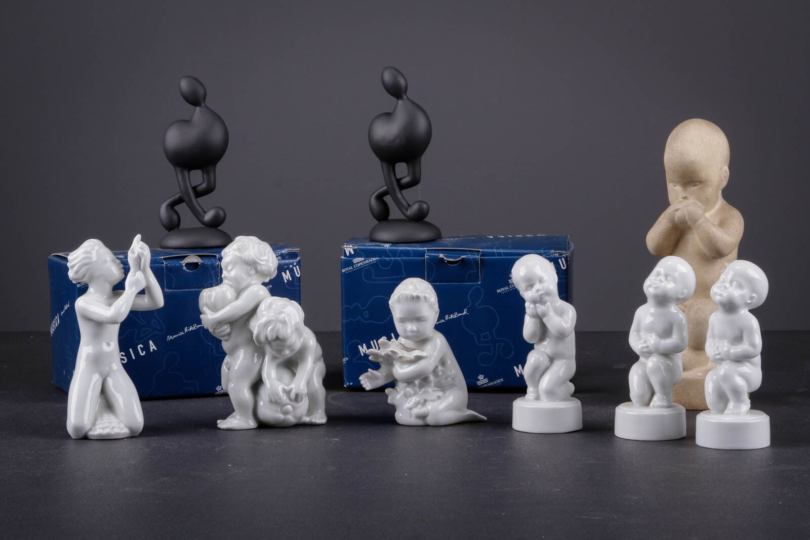 Bing Gr ndahl Royal Copenhagen Og R rstrand Figurer 9 Barnebys