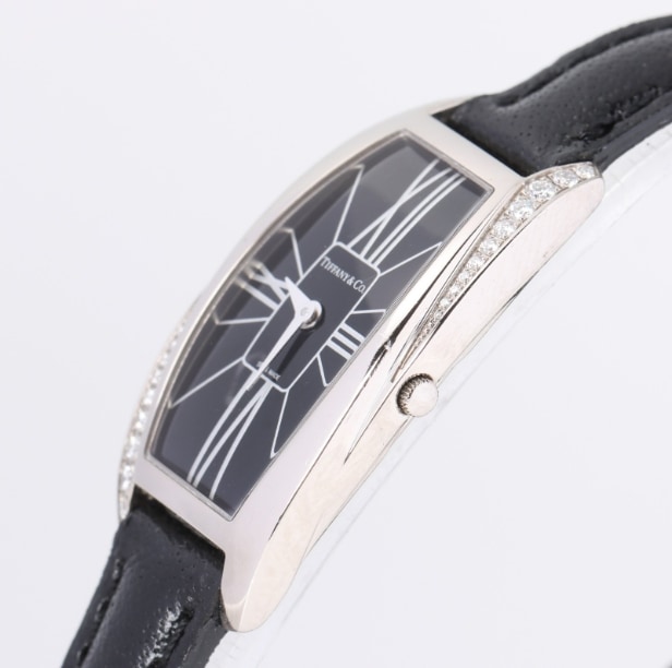 Tiffany & Co. 'Gemea'. Damearmbåndsur af 18 kt. hvidguld med diamanter