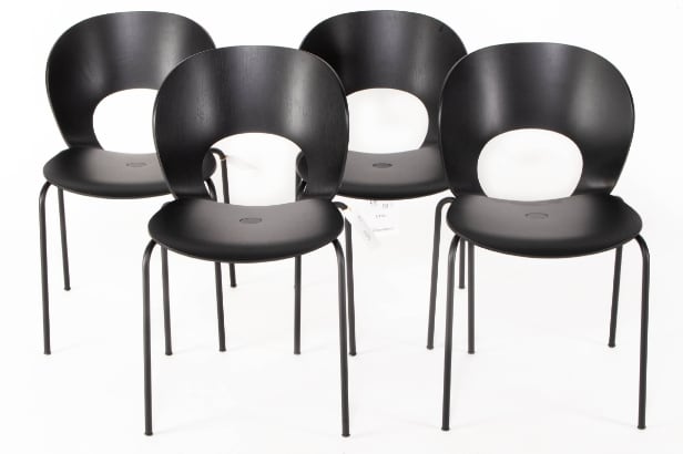 451. Magnus Olesen. Four dining chairs. Model Ø-Chair (4)