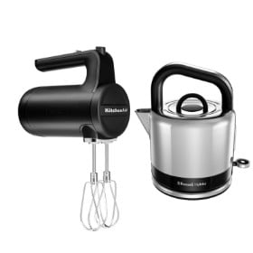 KitchenAid håndmixer samt Russell Hobbs Elkedel