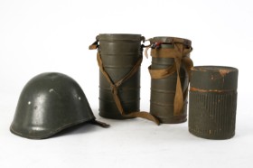 390542 Samling militaria (4)