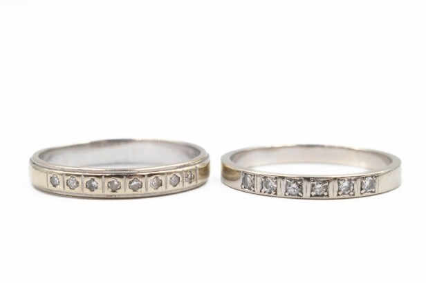To diamant ring udført i 14 kt hvidguld (2)