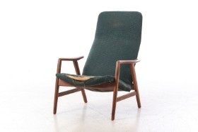 Alf Svensson for Fritz Hansen. High-back teak armchair, model 'Kontur'