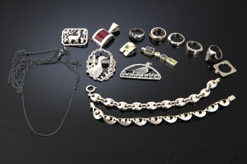 Aagaard m.fl. Samling smykker af sølv og sterlingsølv (15)