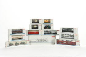 Märklin 3397 HO: Steam locomotive BR 03 with 12 train cars (13)