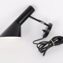 Arne Jacobsen for Louis Poulsen: AJ wall lamp, black