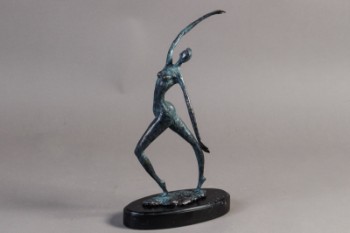 Skulptur af patineret bronze