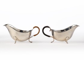 Grann & Laglye. Two small silver sauce pots, 1930s (2)