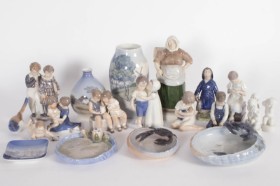 Royal Copenhagen and B&G collection of porcelain figurines, vases, etc. (20)