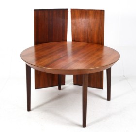 Danish furniture manufacturer. Dining table, rosewood, 1960s