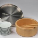 Herstal fad af stål, salatskål med serveringsbestik af bøgetræ samt 6 sidetallerkener af porcelæn, B&G. (13)