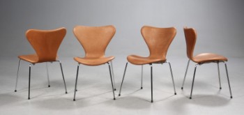 Arne Jacobsen. 7erne. Fire spisestol, model 3107, nybetrukket (4)