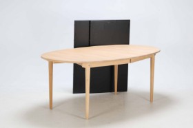 Marianne Wegner: CH 328 beech dining table.