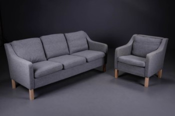 Dansk møbelproducent. Tre-pers. sofa og lænestol (2)