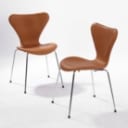 Arne Jacobsen. A set of 8 chairs 'Seven', model 3107, Vacona cognac aniline leather (8)