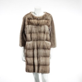 6840 - Copenhagen Fur. Mink fur jacket. str. 42