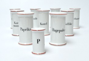 varemærke Rengør rummet patrulje B&G. Krydderikrukker og peberbøsse af porcelæn(10) - Lauritz.com