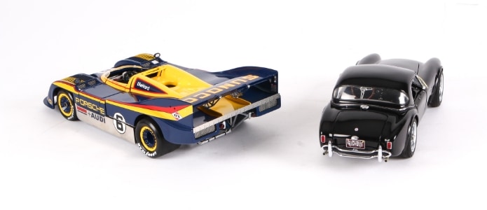 Exoto. Porsche 917/30 (Sunoco team Penske) & 1963 Shelvy Cobra 289
