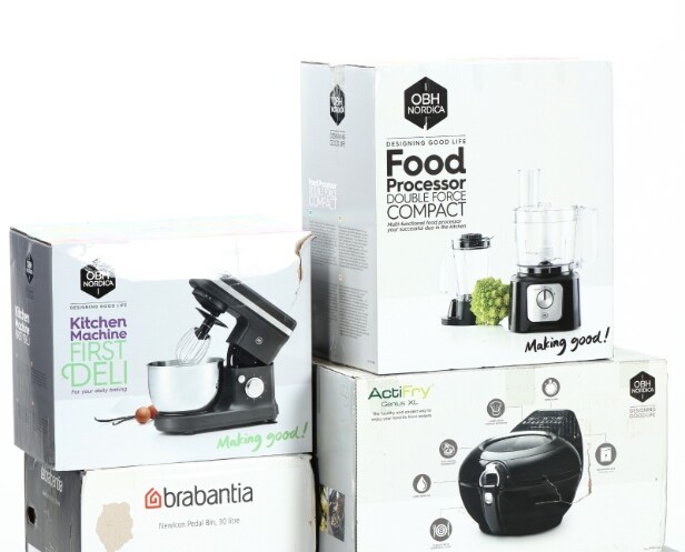 Diverse køkkenapparater 6 stk.  fra bl.a. OBH Nordica airfryer og Rösle grydesæt (6)