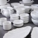 Pillivuyt. Stel af porcelæn (57)