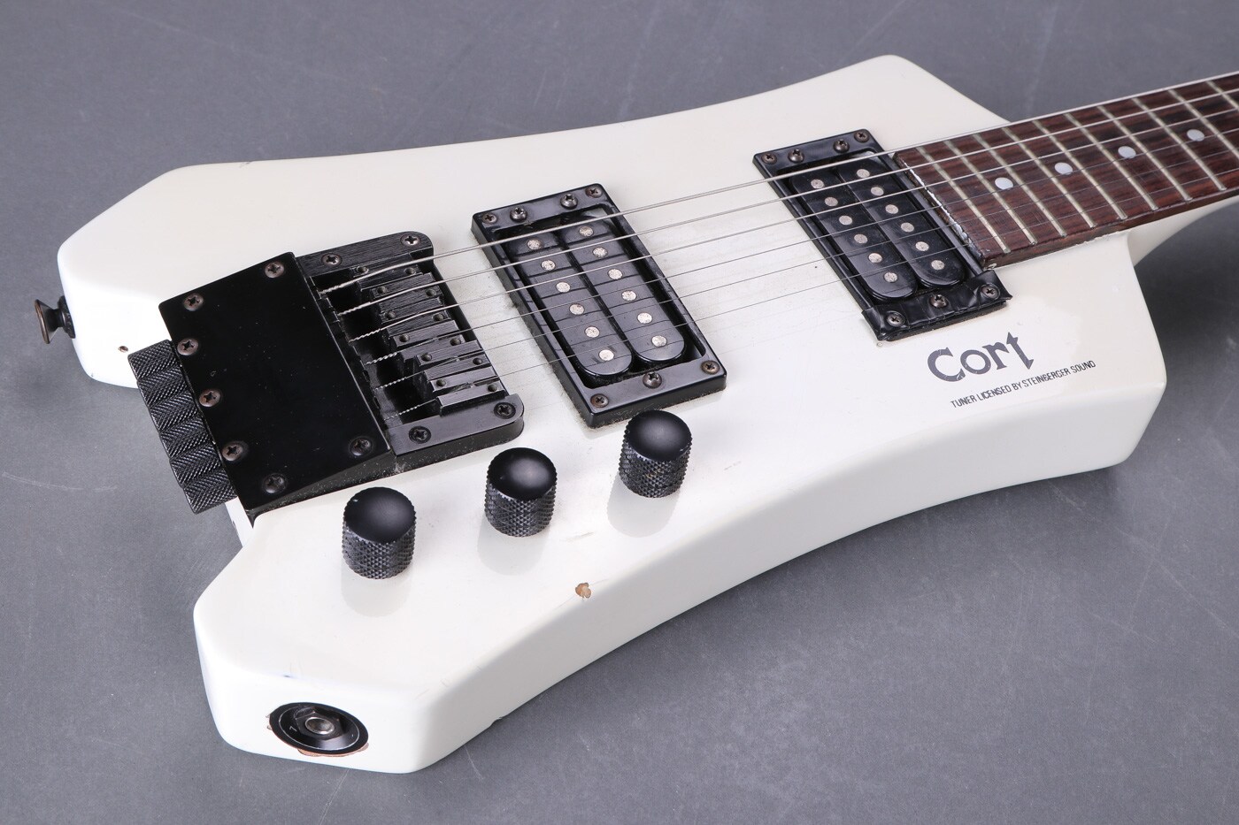 Cort. Steinberger headless elguitar