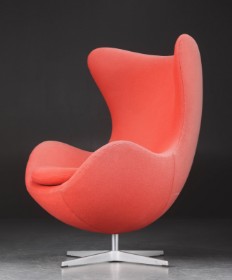 Arne Jacobsen. Armchair 'Egg', model 3316