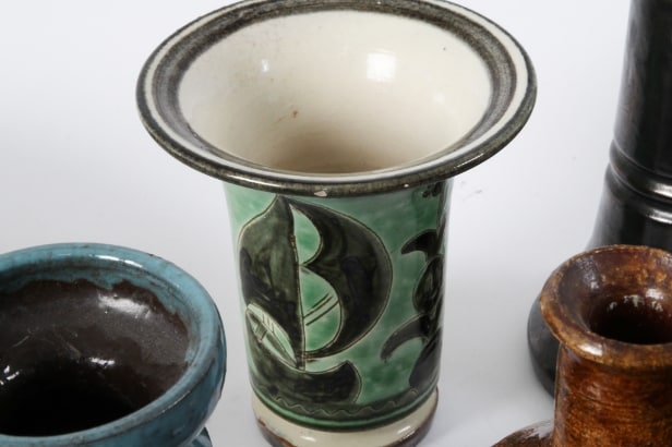 Large collection primarily Danish ceramics including Gerd Bøgelund (24)